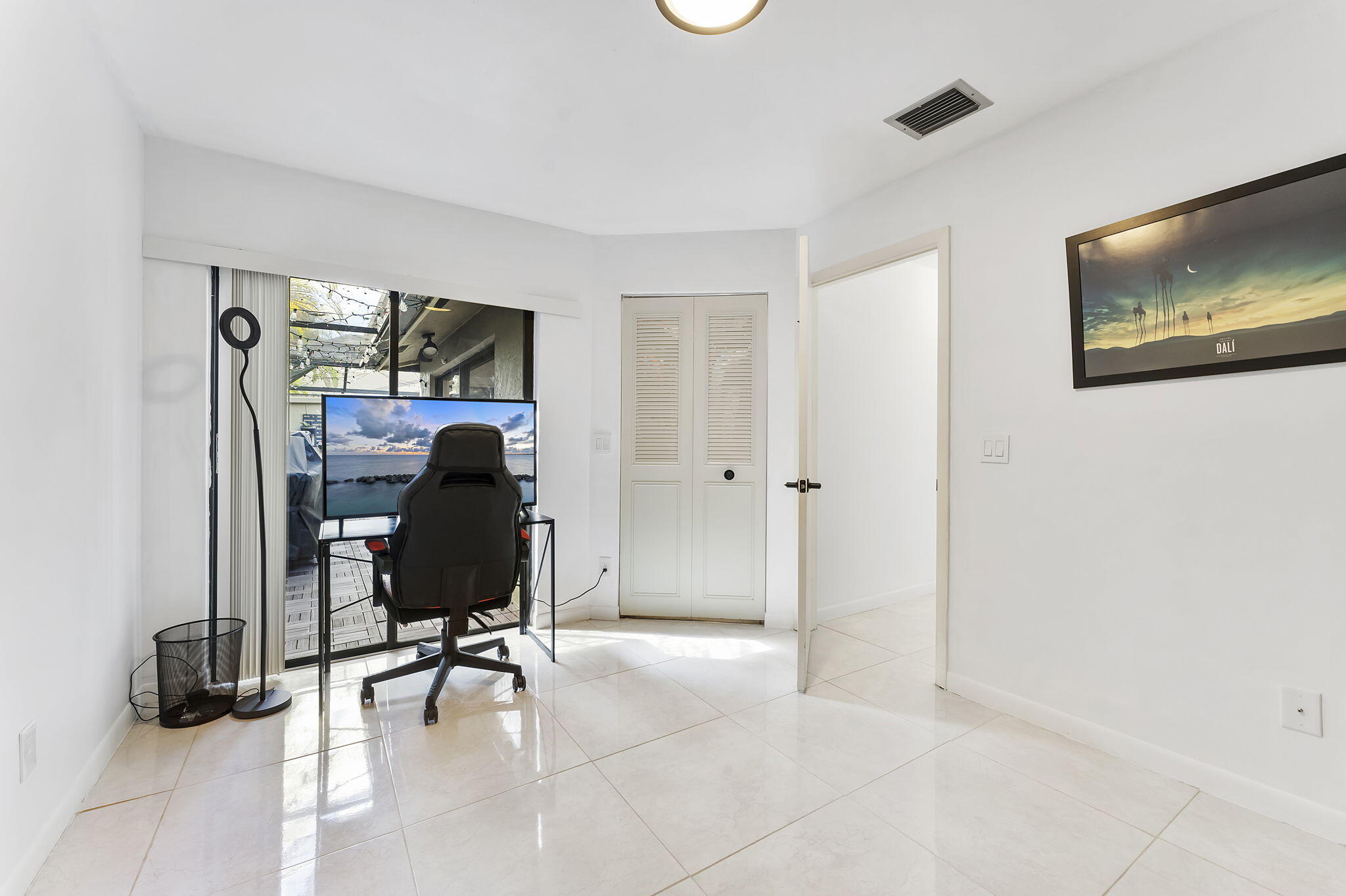 MEADOWS 300 1 - Residential