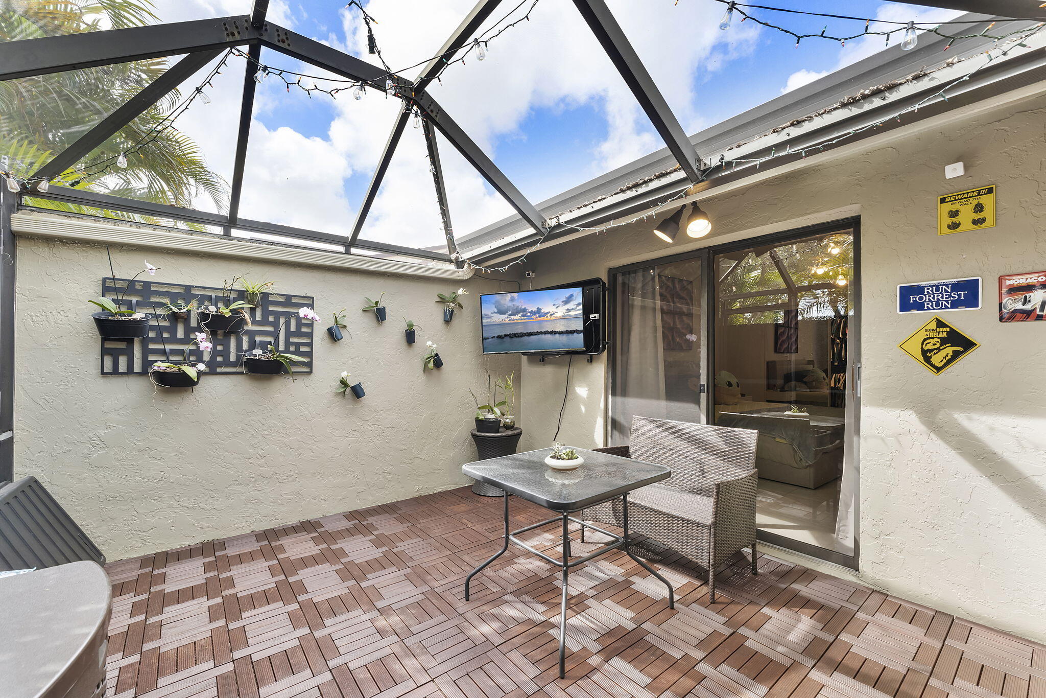 MEADOWS 300 1 - Residential