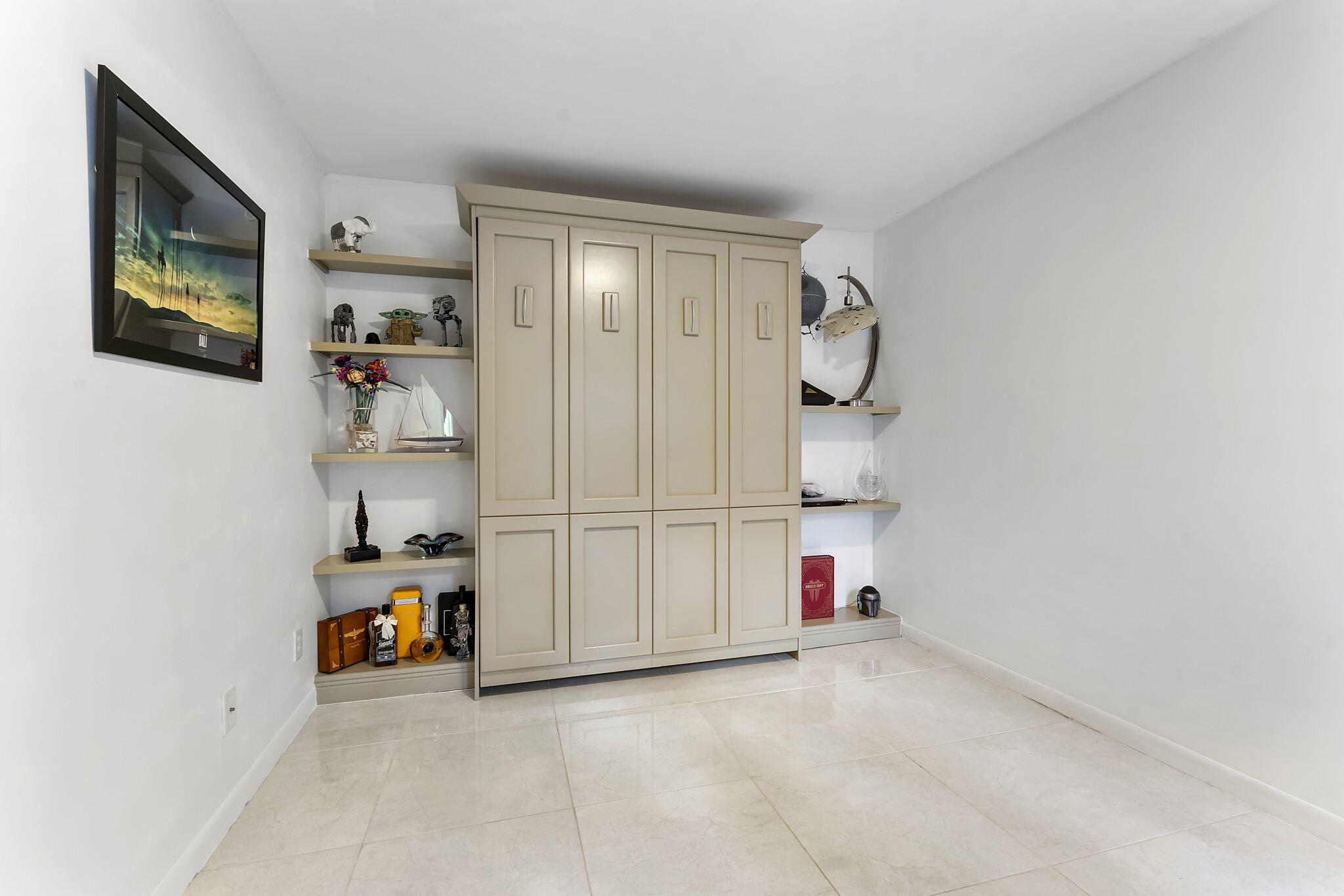 MEADOWS 300 1 - Residential