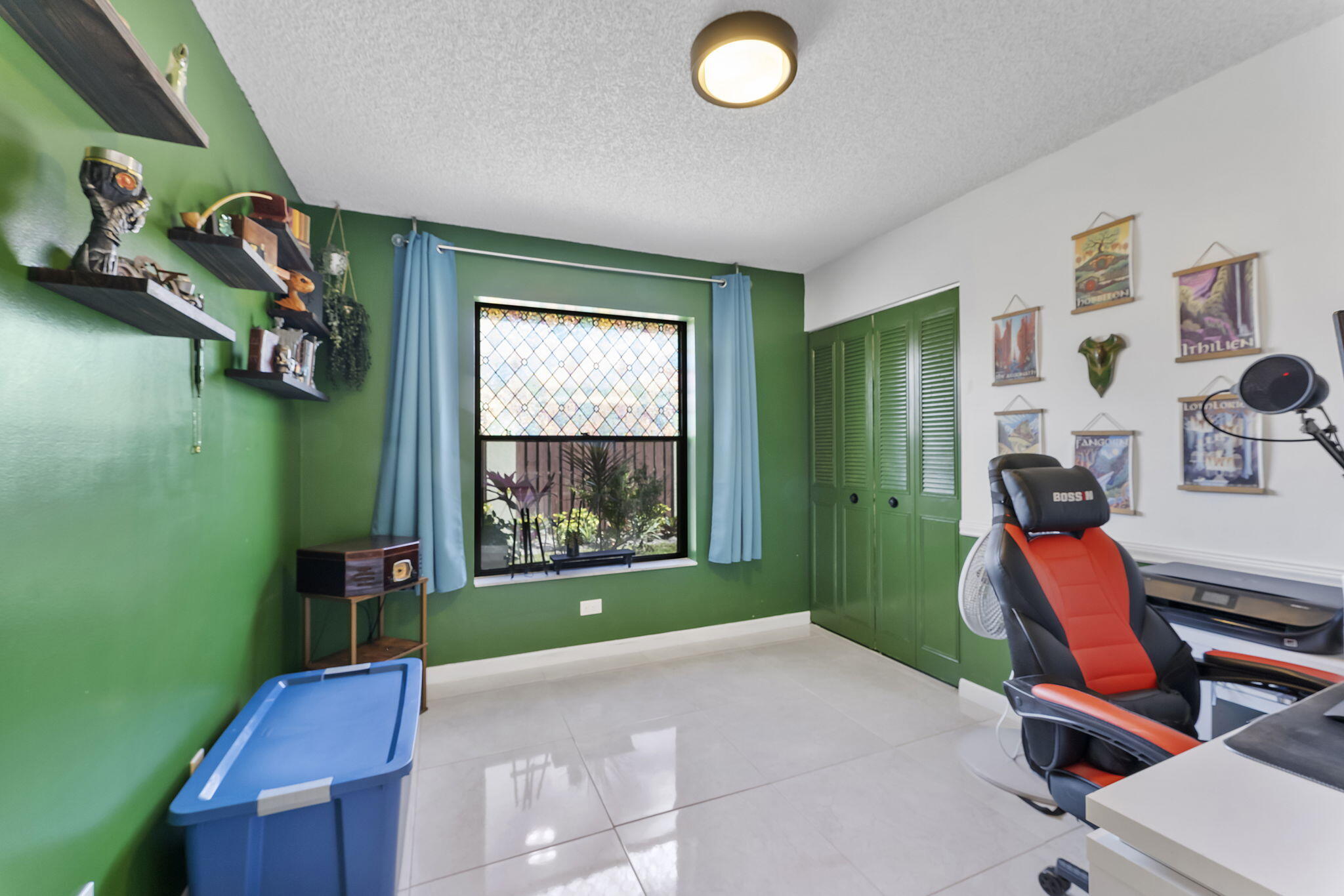 MEADOWS 300 1 - Residential