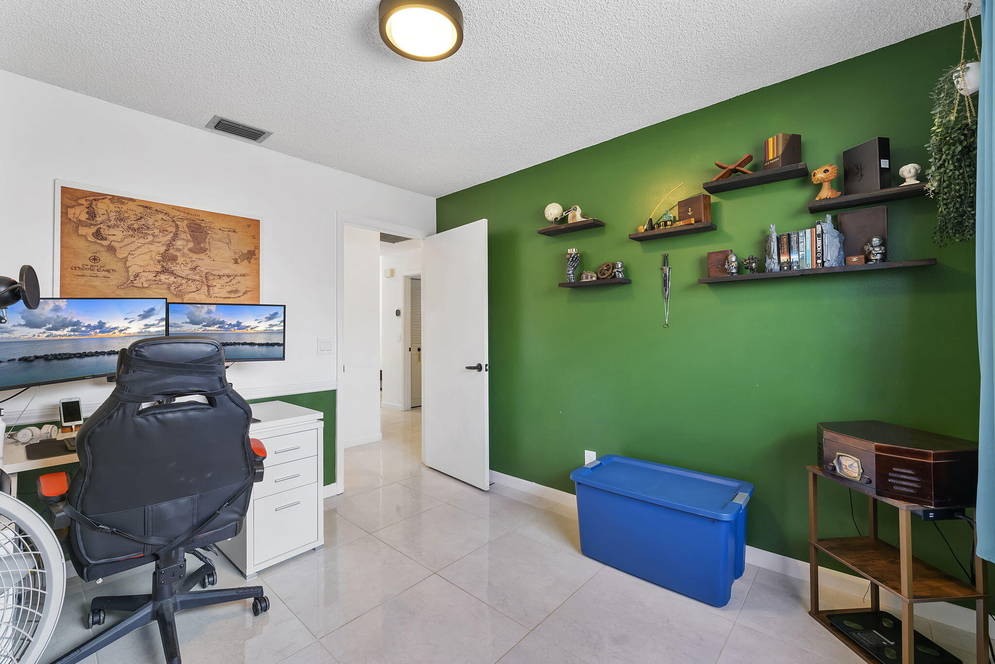 MEADOWS 300 1 - Residential