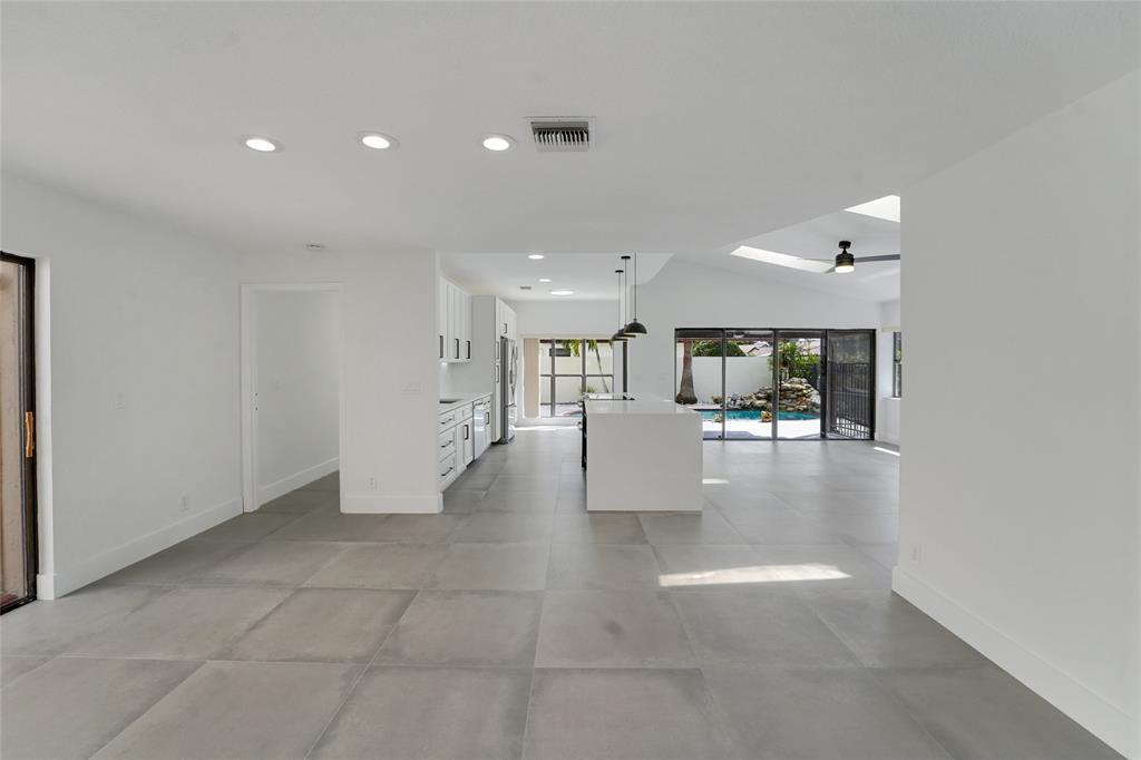 SOLIMAR AT BOCA DEL MAR P - Residential Lease