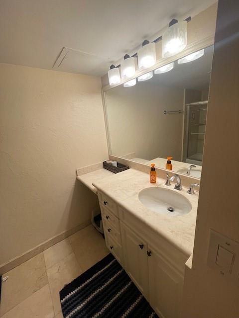 Sheridan East Condo Bldg - Residential Lease