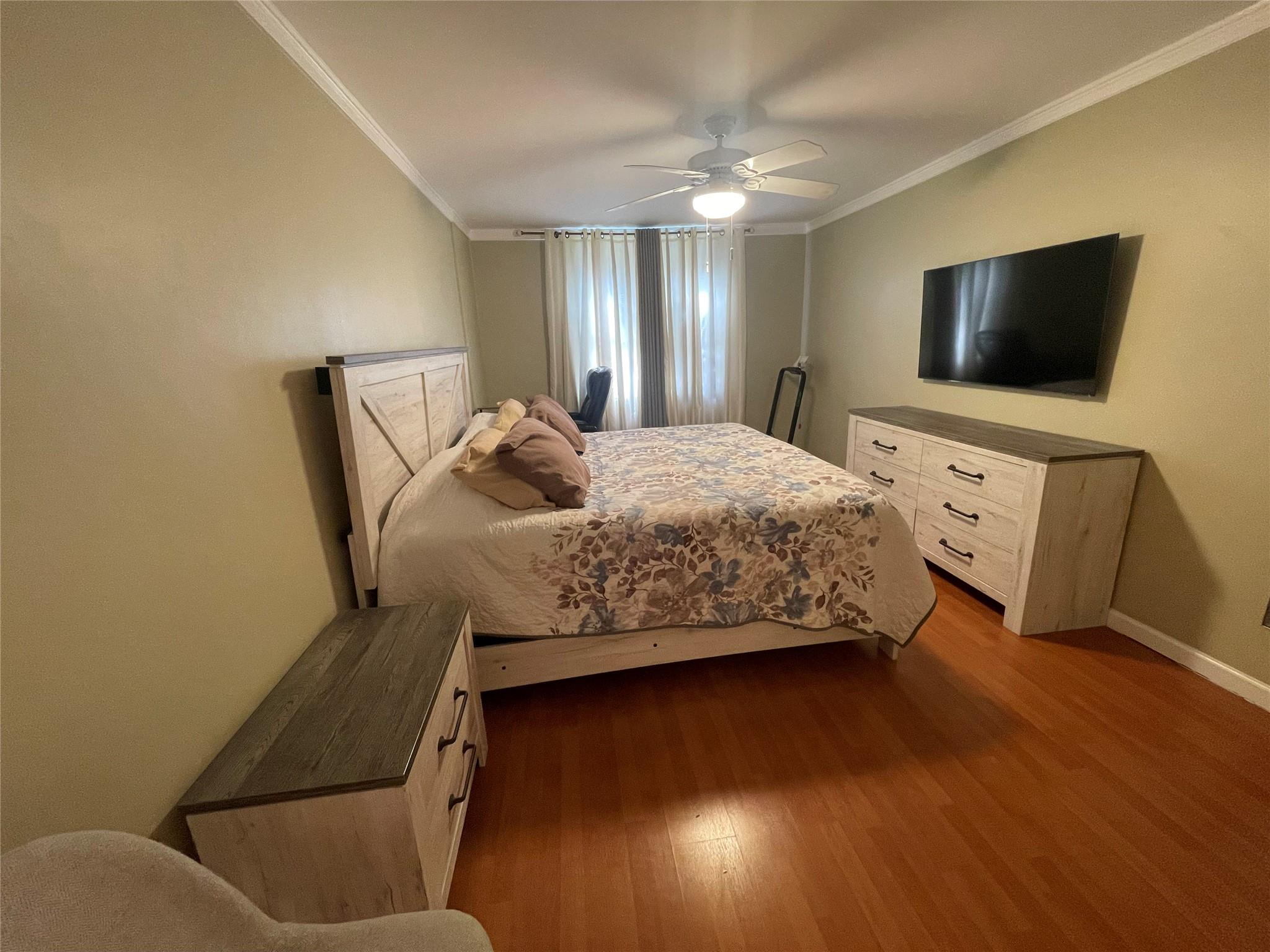 Sheridan East Condo Bldg - Residential Lease
