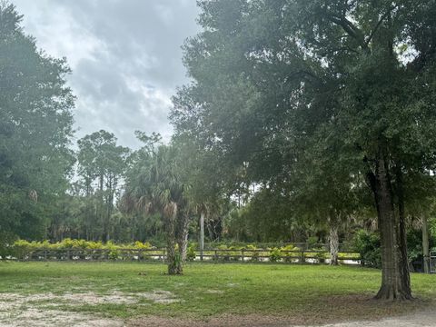 13119 Collecting Canal Road Loxahatchee Groves FL 33470