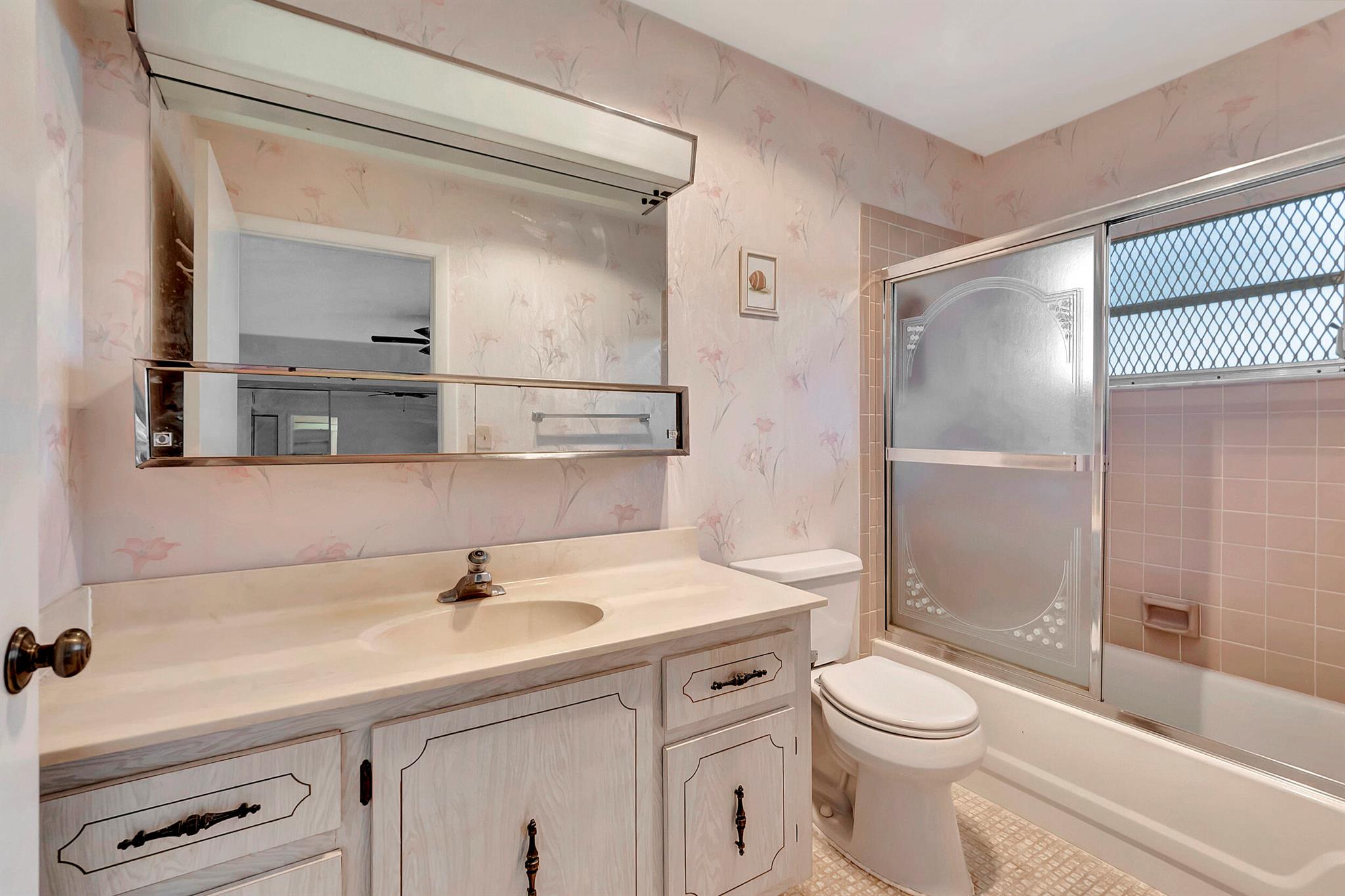 HIGH POINT OF DELRAY WEST CONDO SEC 2 - Residential