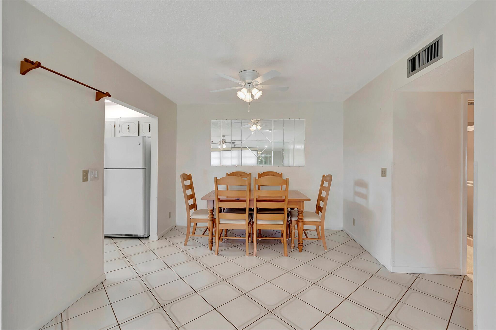 HIGH POINT OF DELRAY WEST CONDO SEC 2 - Residential