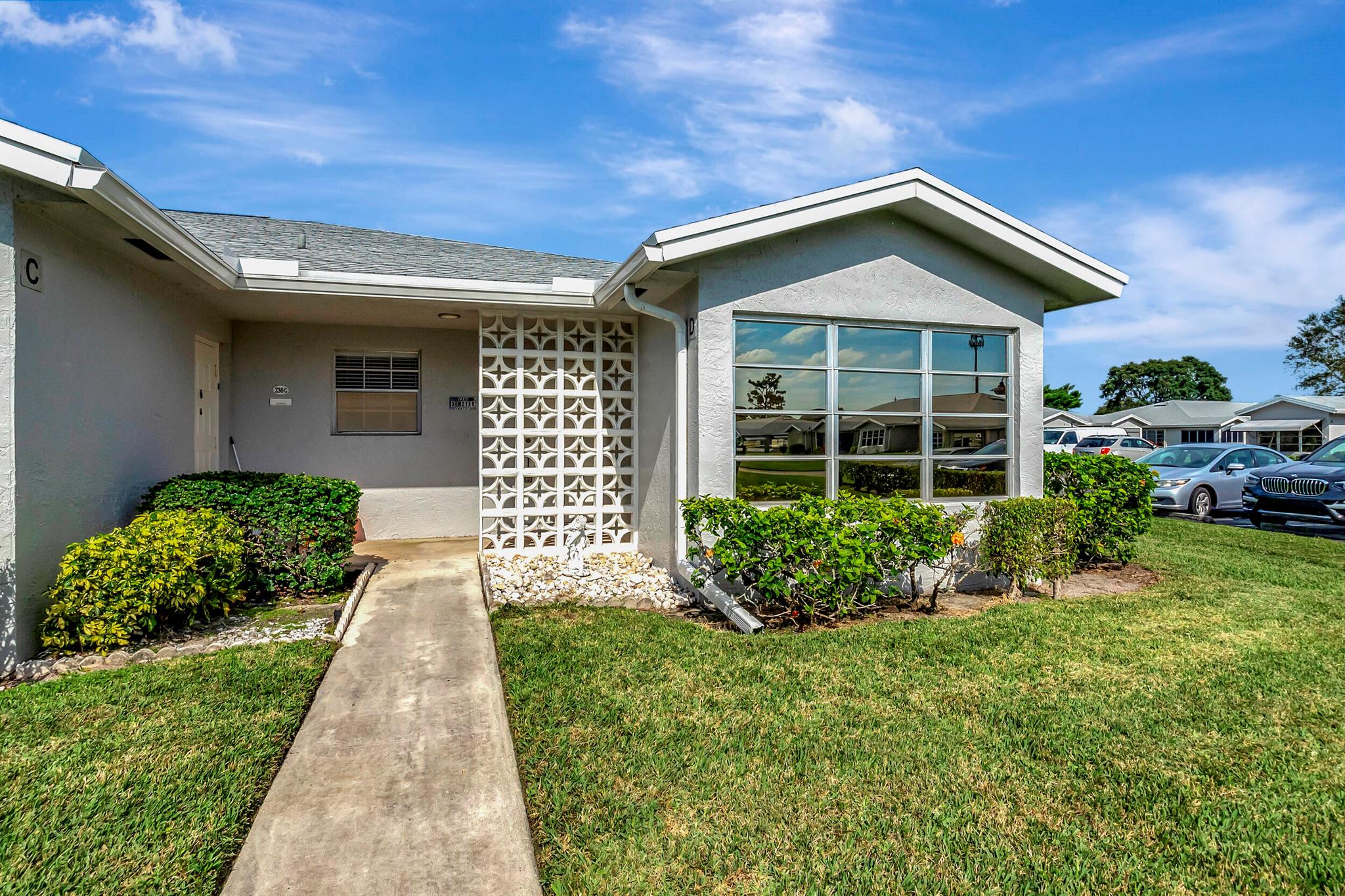 HIGH POINT OF DELRAY WEST CONDO SEC 2 - Residential