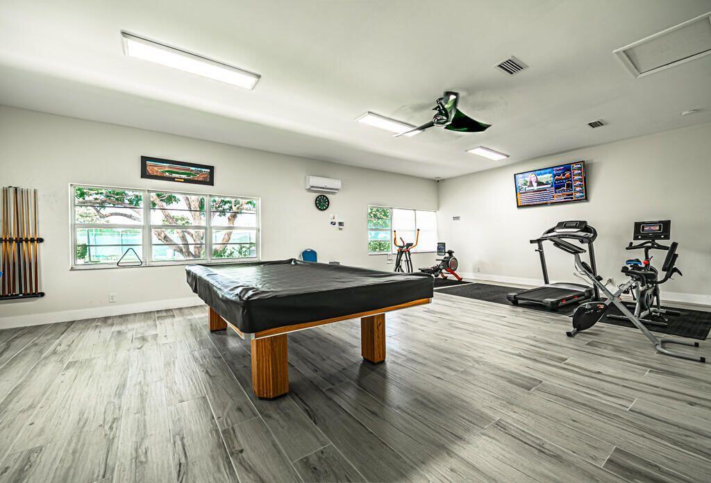 HIGH POINT OF DELRAY WEST CONDO SEC 2 - Residential