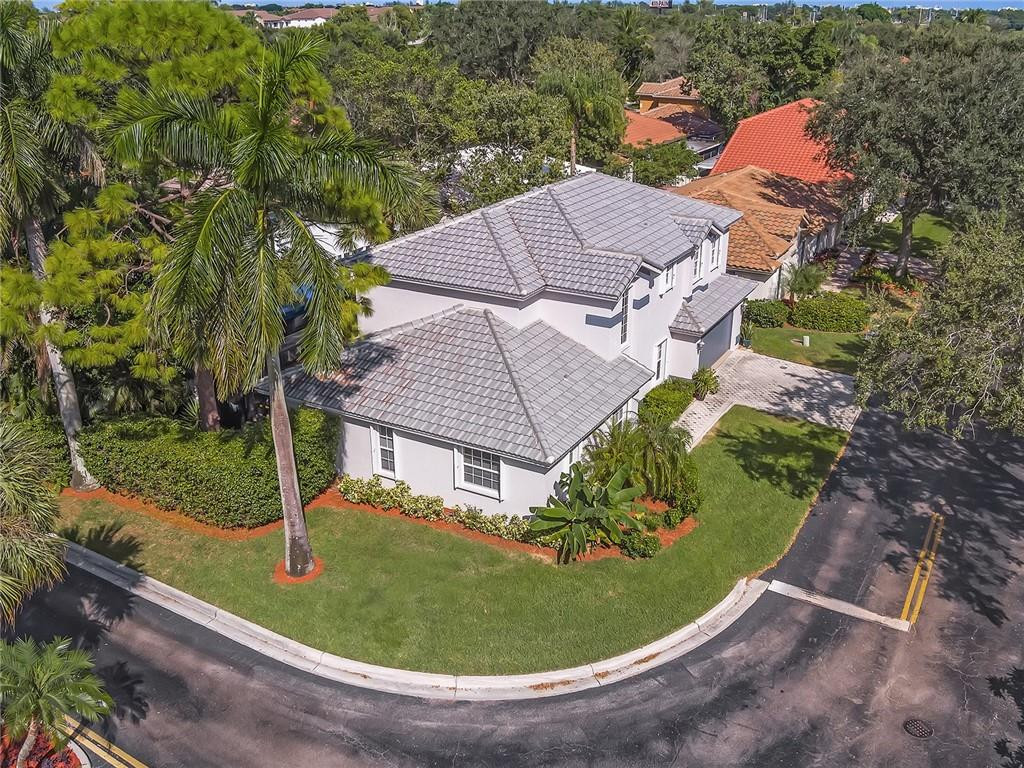 Palm Aire Oaks Course Est - Residential