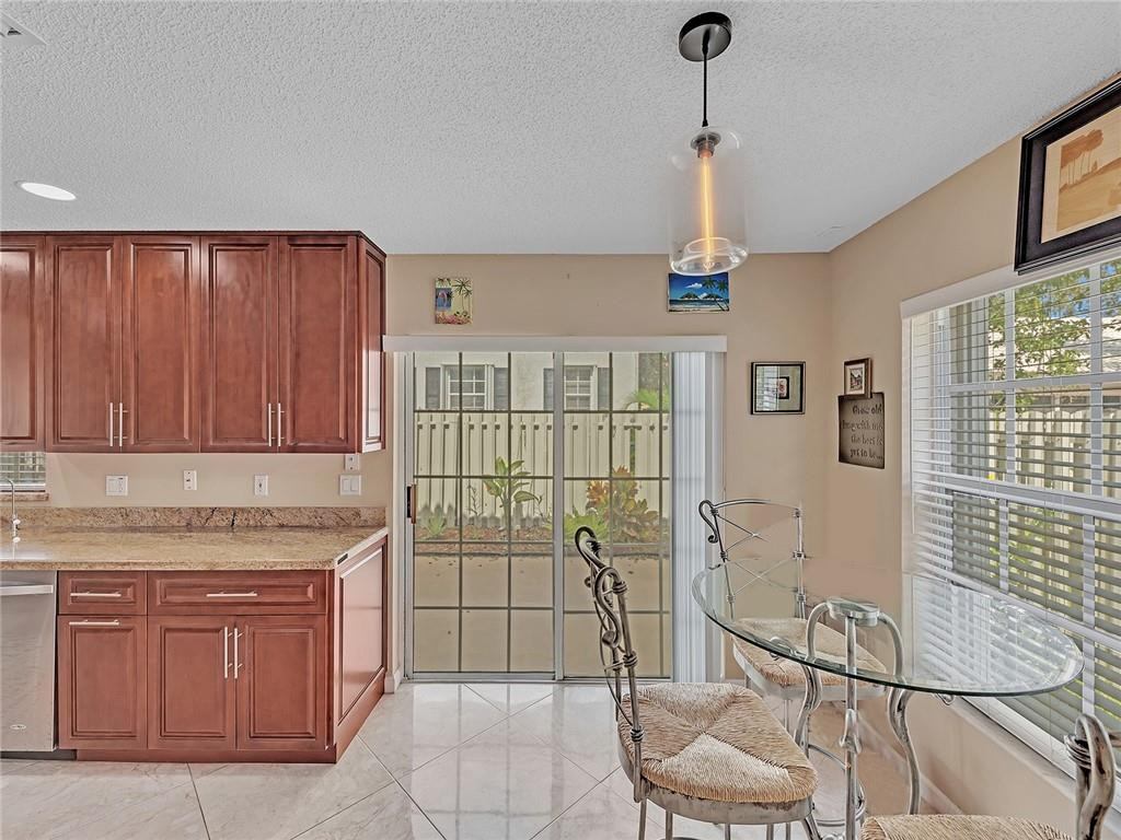 Palm Aire Oaks Course Est - Residential