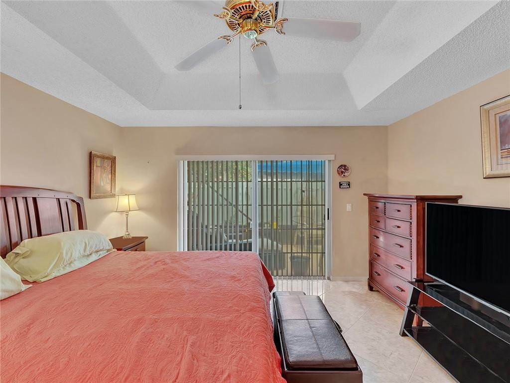 Palm Aire Oaks Course Est - Residential