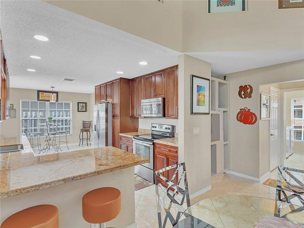 Palm Aire Oaks Course Est - Residential