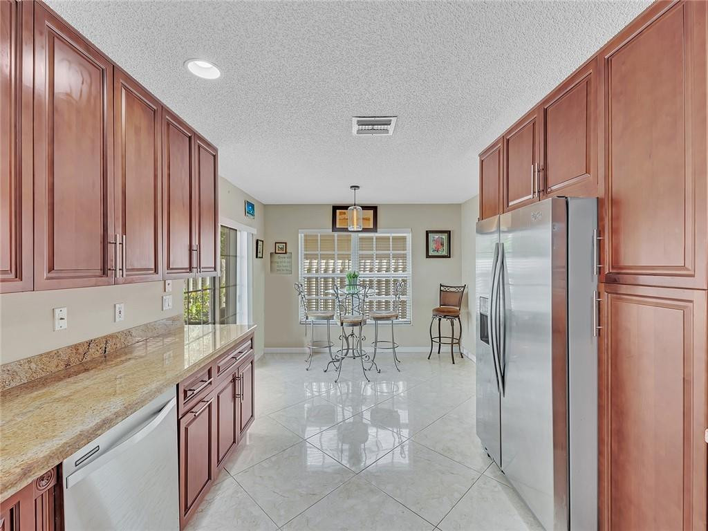 Palm Aire Oaks Course Est - Residential