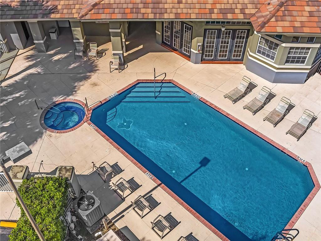 Palm Aire Oaks Course Est - Residential