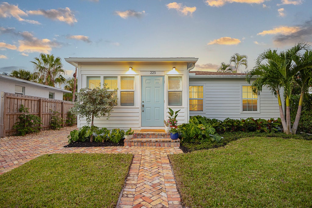 Photo of 225 Greymon Drive, West Palm Beach, FL 33405 (MLS # R10929966)