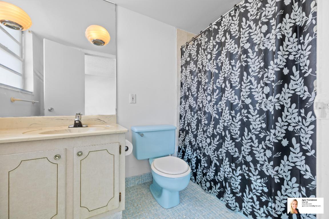 GOLDEN SURF TOWERS CONDO - Residential