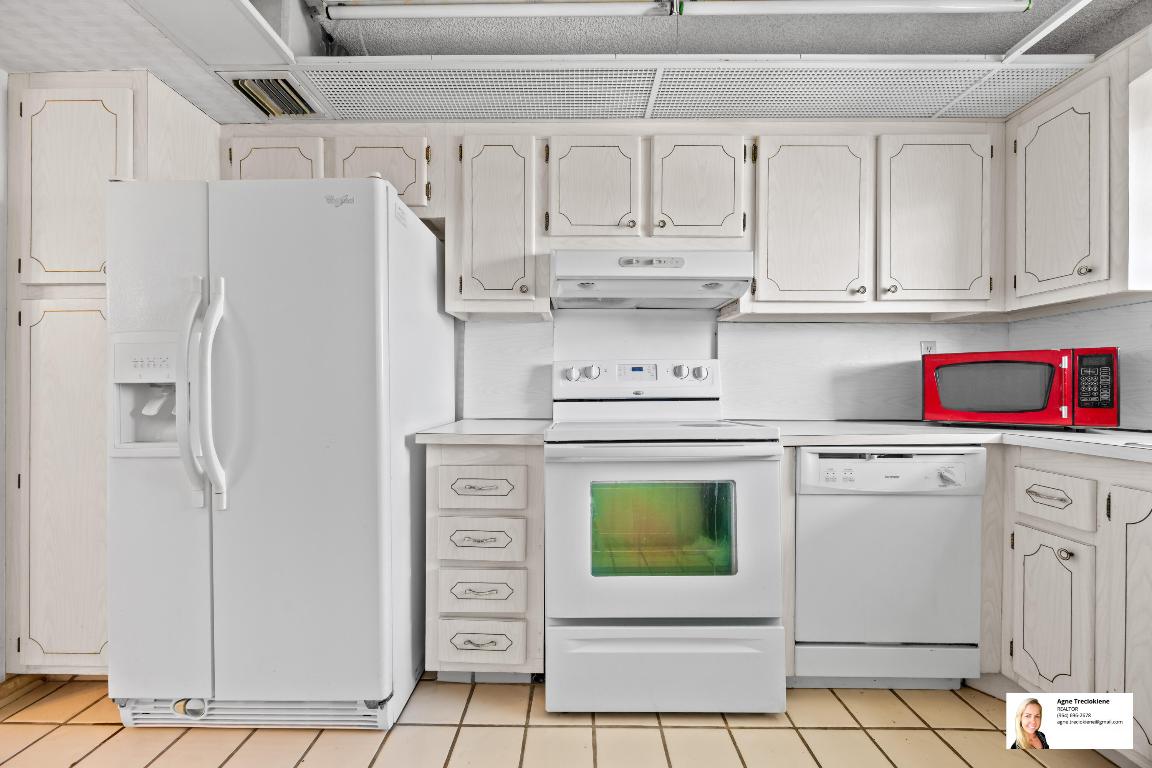 GOLDEN SURF TOWERS CONDO - Residential