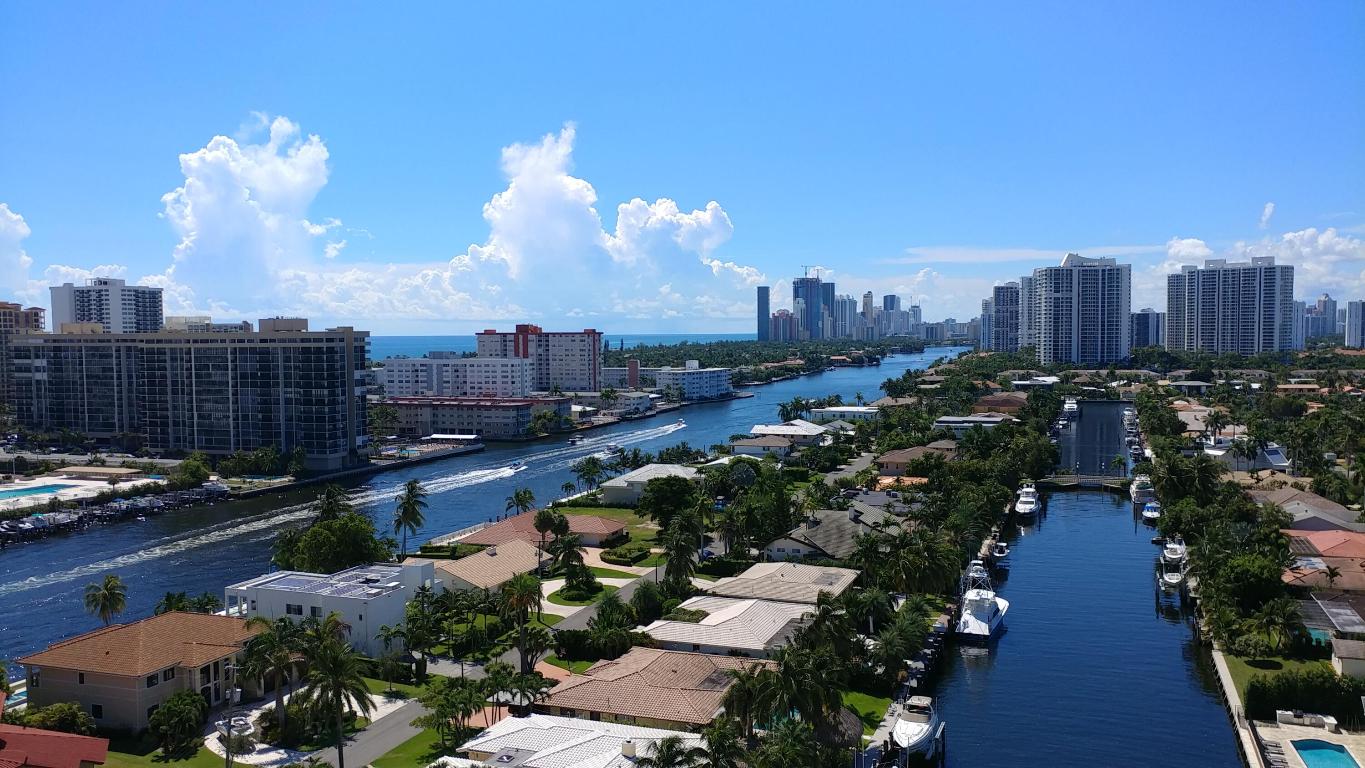 GOLDEN SURF TOWERS CONDO - Residential