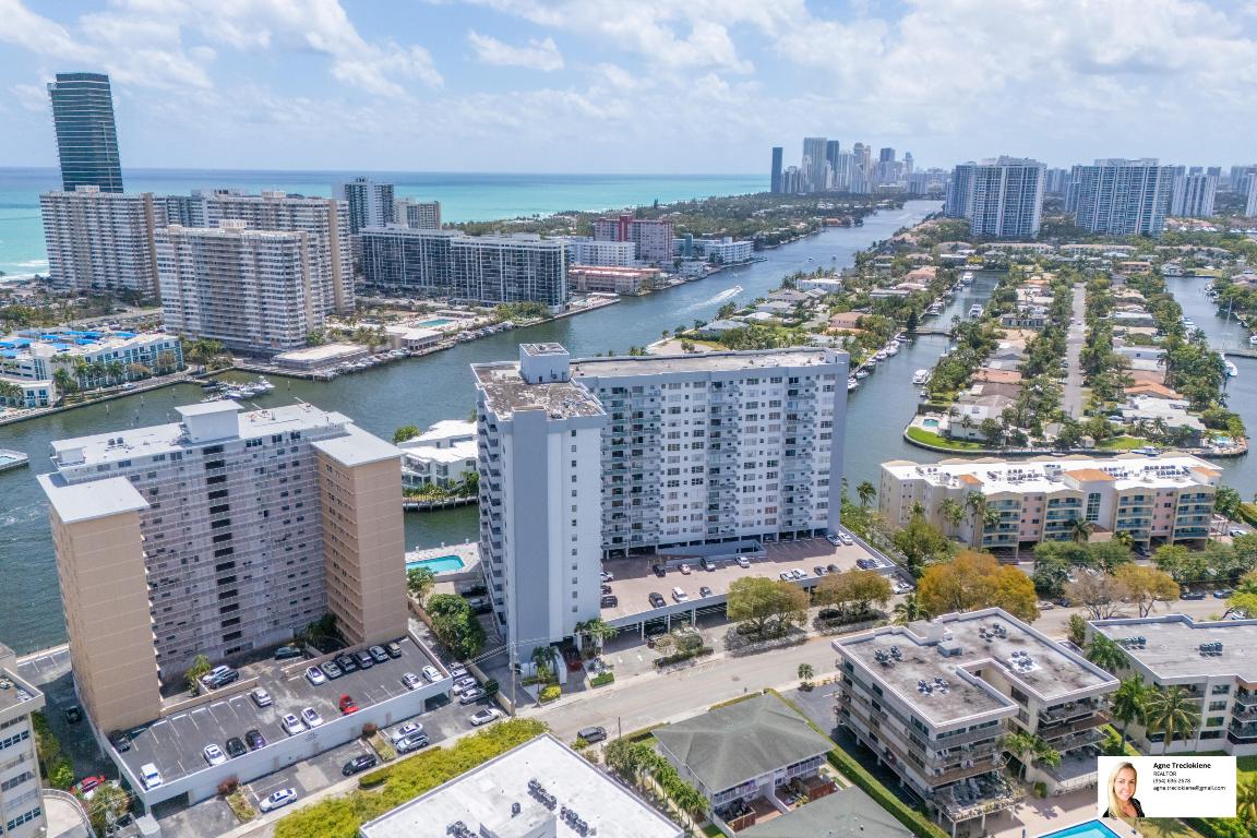 GOLDEN SURF TOWERS CONDO - Residential