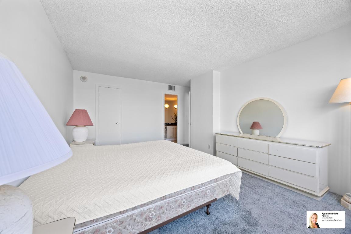 GOLDEN SURF TOWERS CONDO - Residential