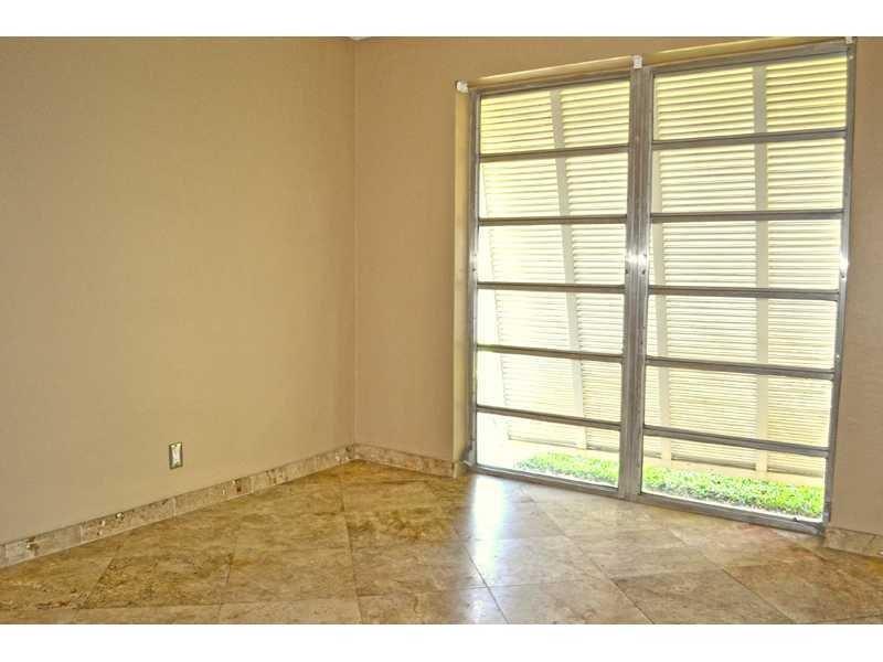 ALMAR ESTATES RESUB 32-36 - Residential Lease