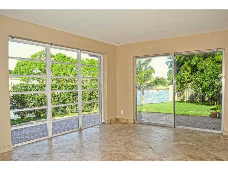 ALMAR ESTATES RESUB 32-36 - Residential Lease