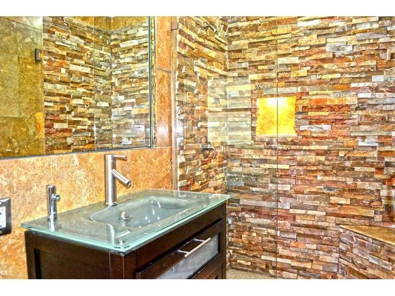 ALMAR ESTATES RESUB 32-36 - Residential Lease