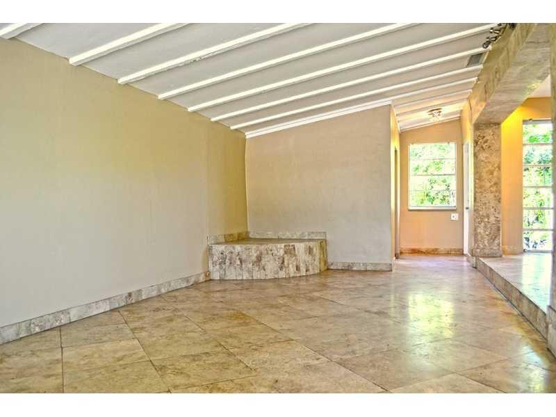 ALMAR ESTATES RESUB 32-36 - Residential Lease