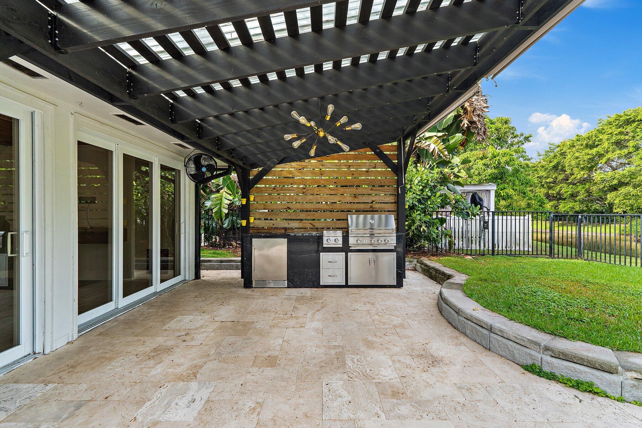 SHORES 1 - Residential