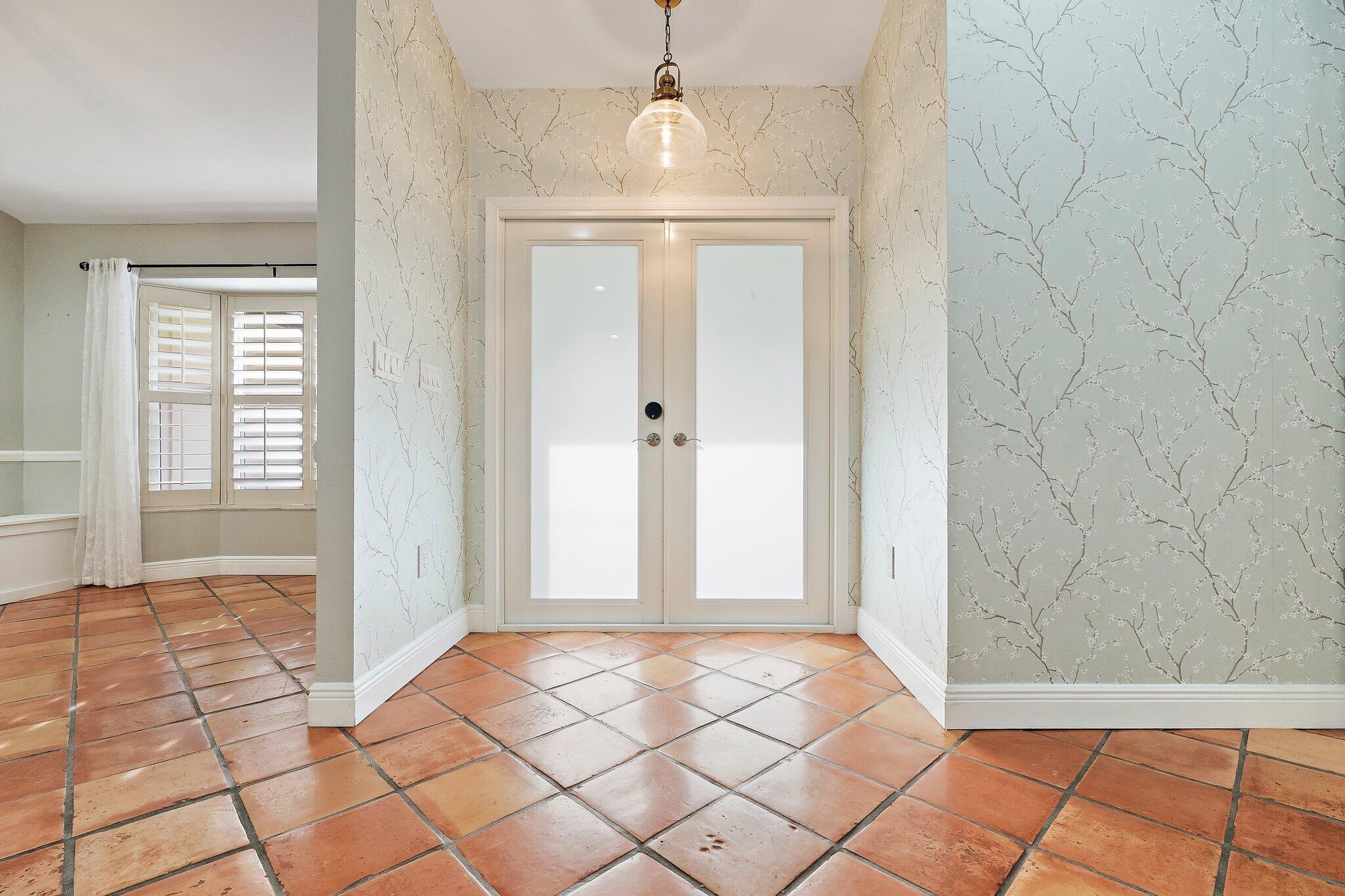 SHORES 1 - Residential