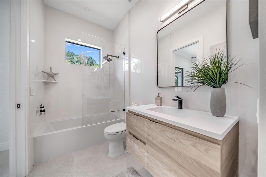 LAKE IDA SHORES 1ST ADD - Residential