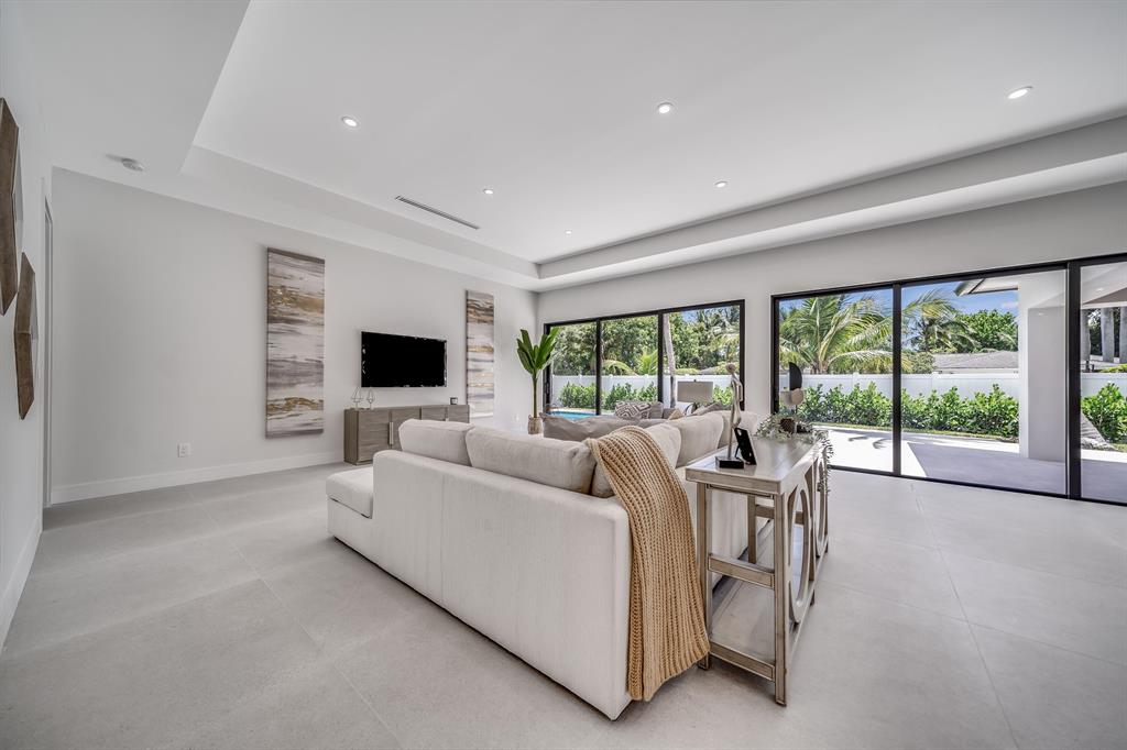 LAKE IDA SHORES 1ST ADD - Residential