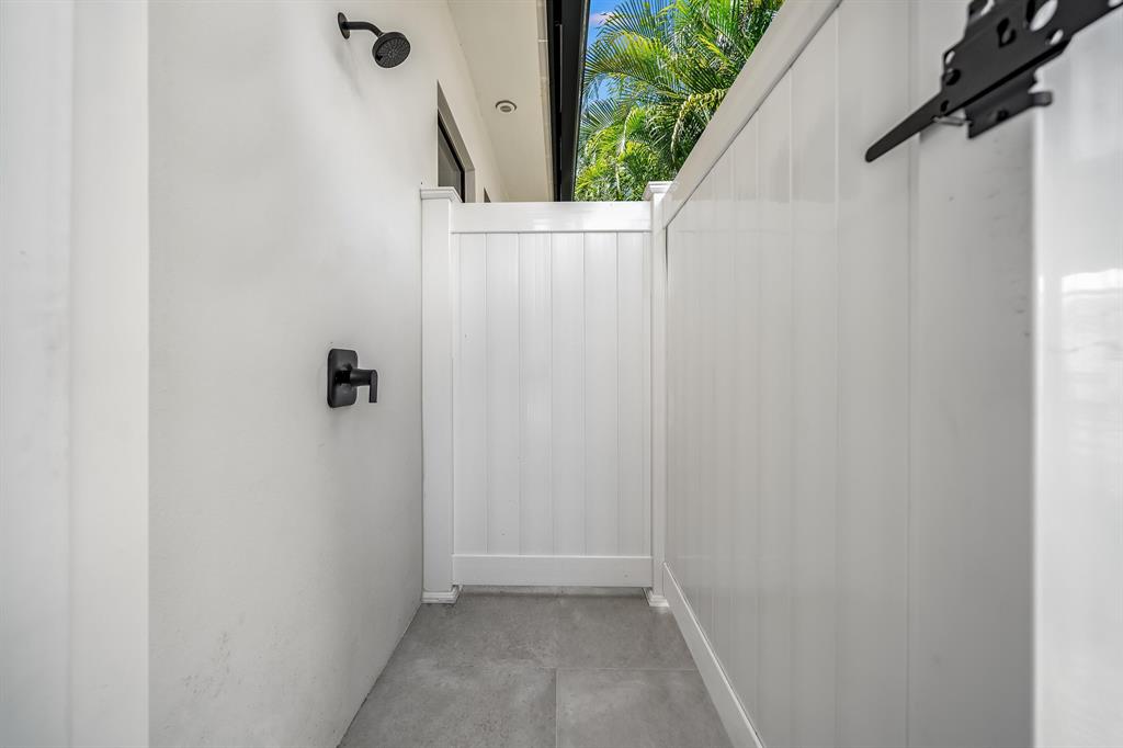 LAKE IDA SHORES 1ST ADD - Residential