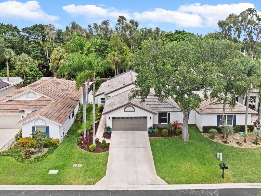 Photo of 4077 Manor Forest Trail, Boynton Beach, FL 33436 (MLS # F10499231)