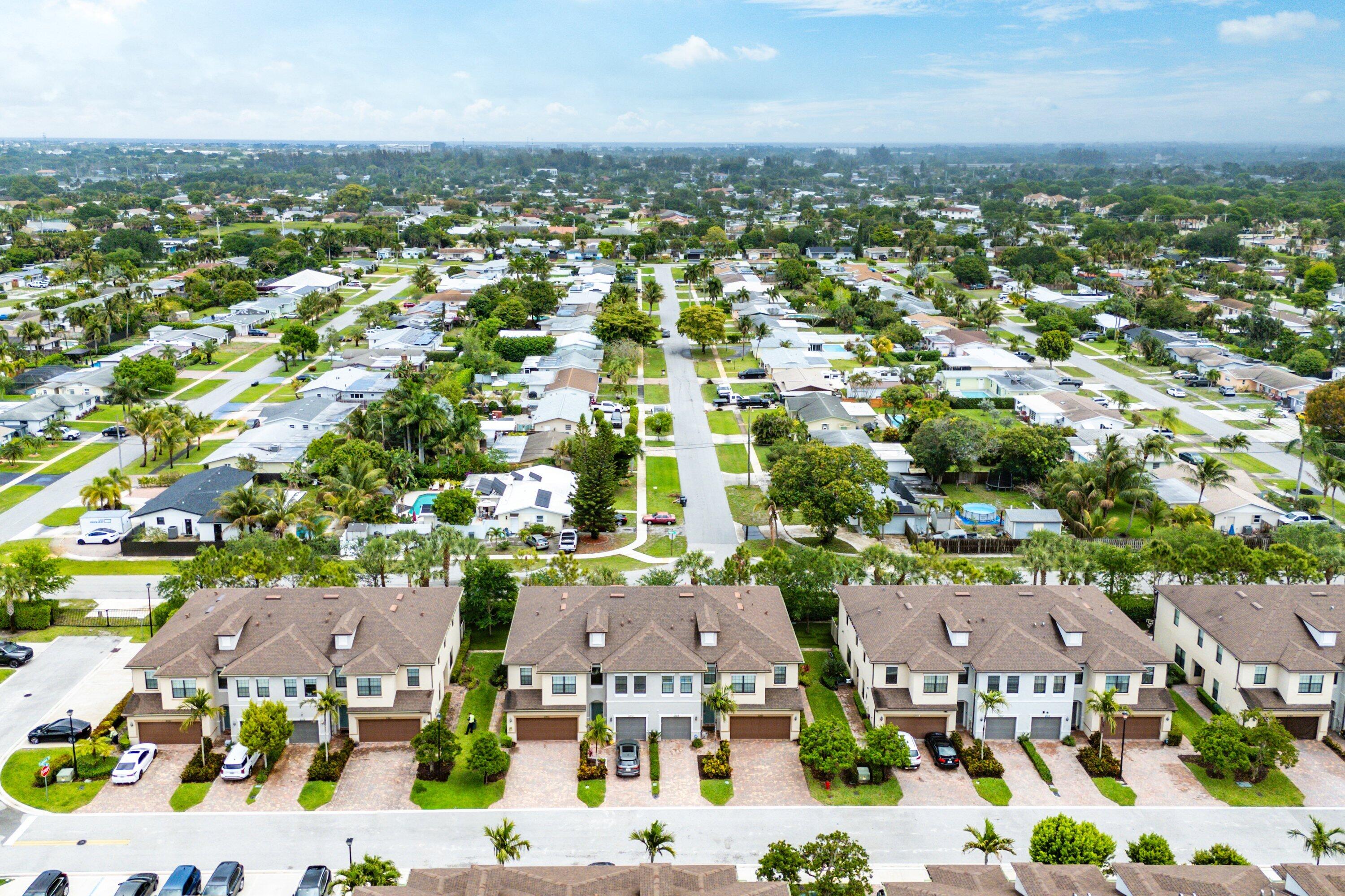 PRESTON SQUARE - Residential