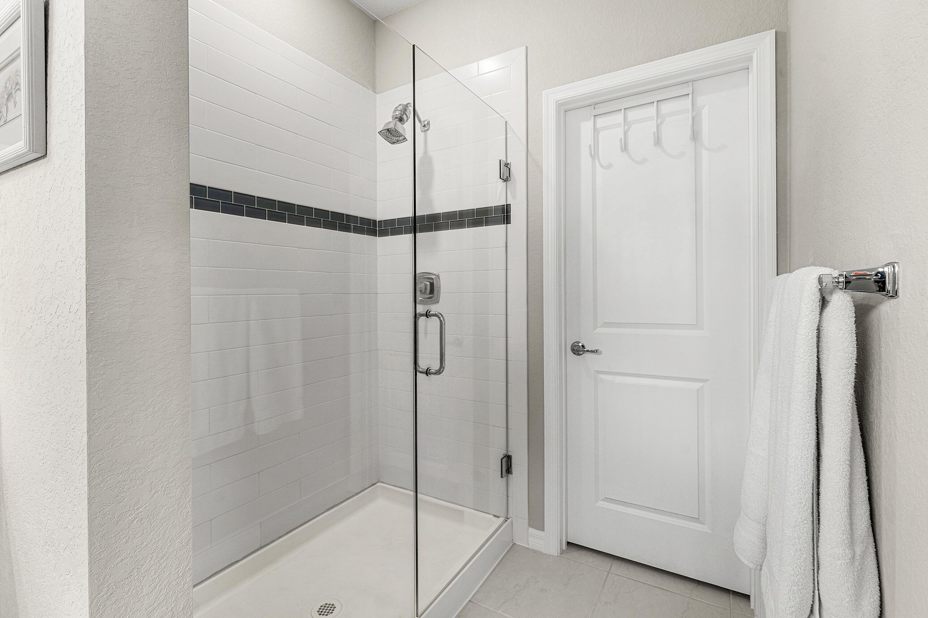 PRESTON SQUARE - Residential