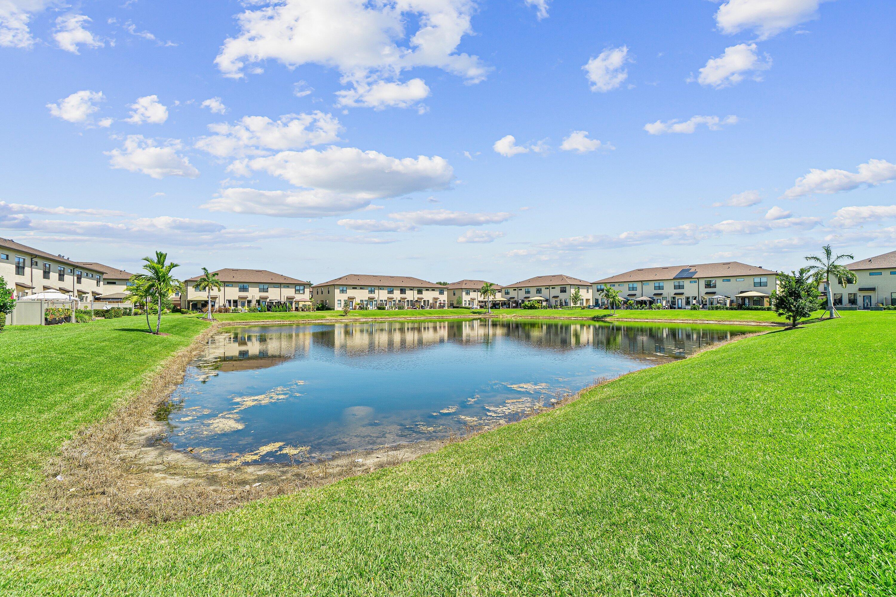 PRESTON SQUARE - Residential