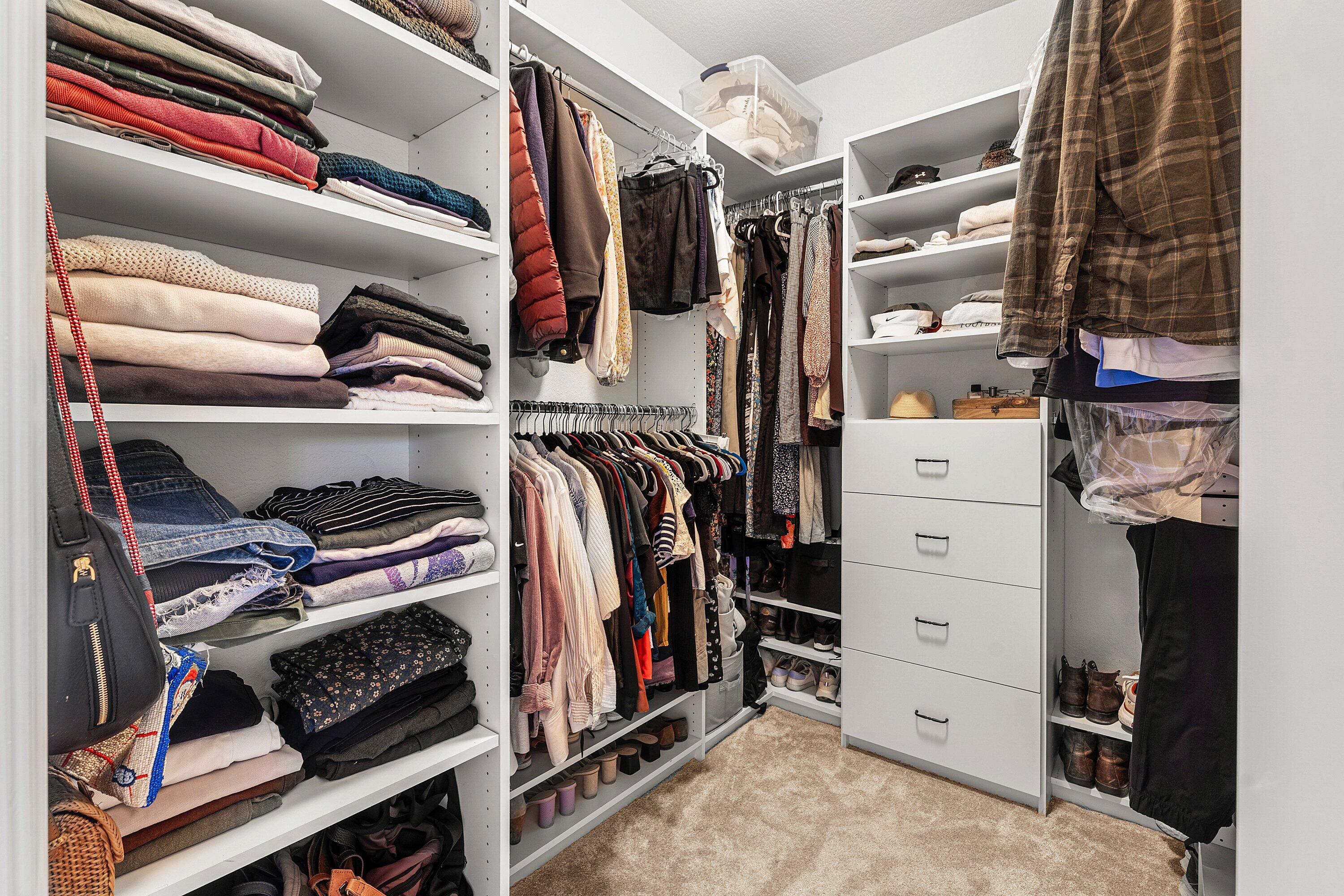 PRESTON SQUARE - Residential