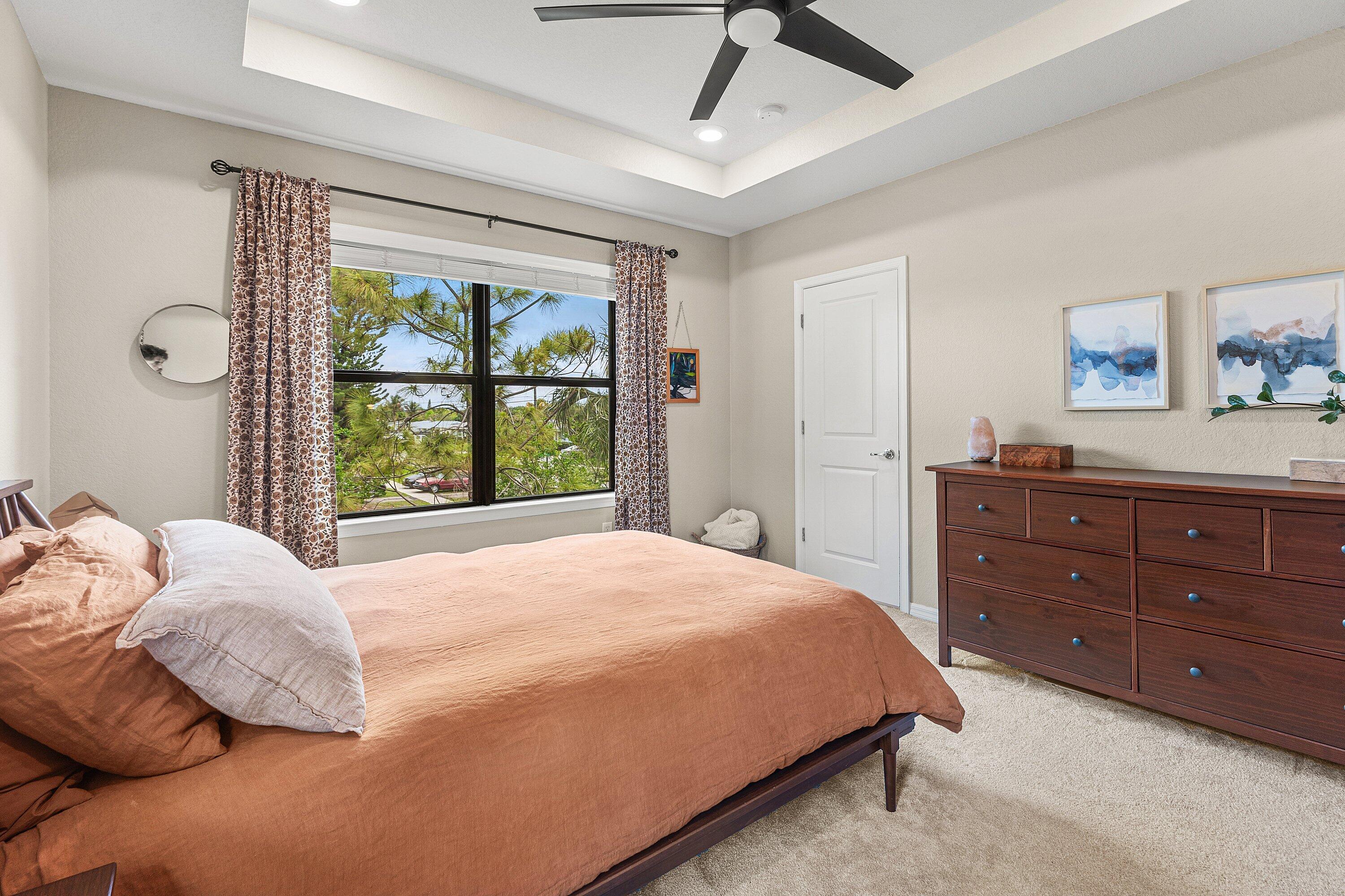 PRESTON SQUARE - Residential