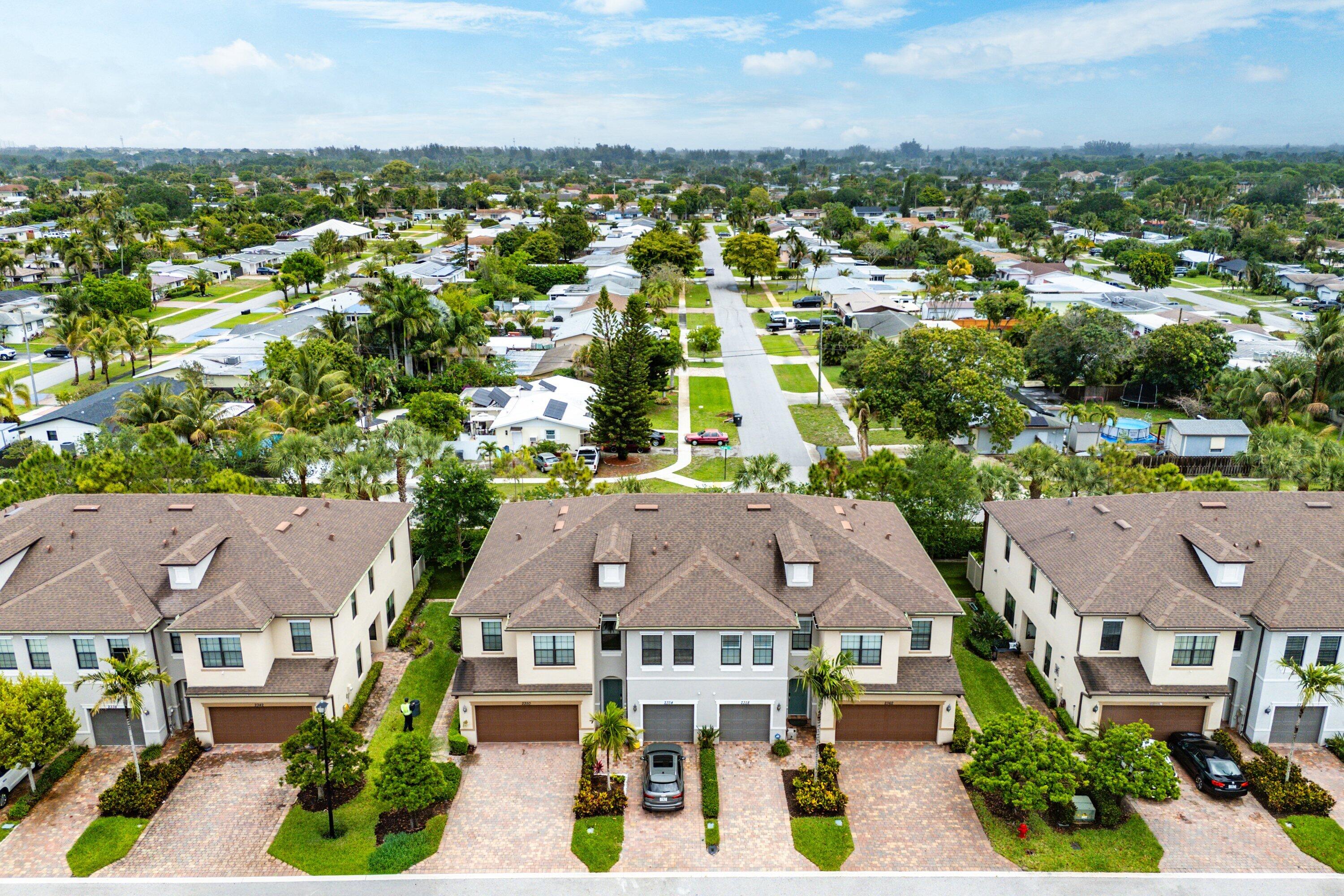 PRESTON SQUARE - Residential