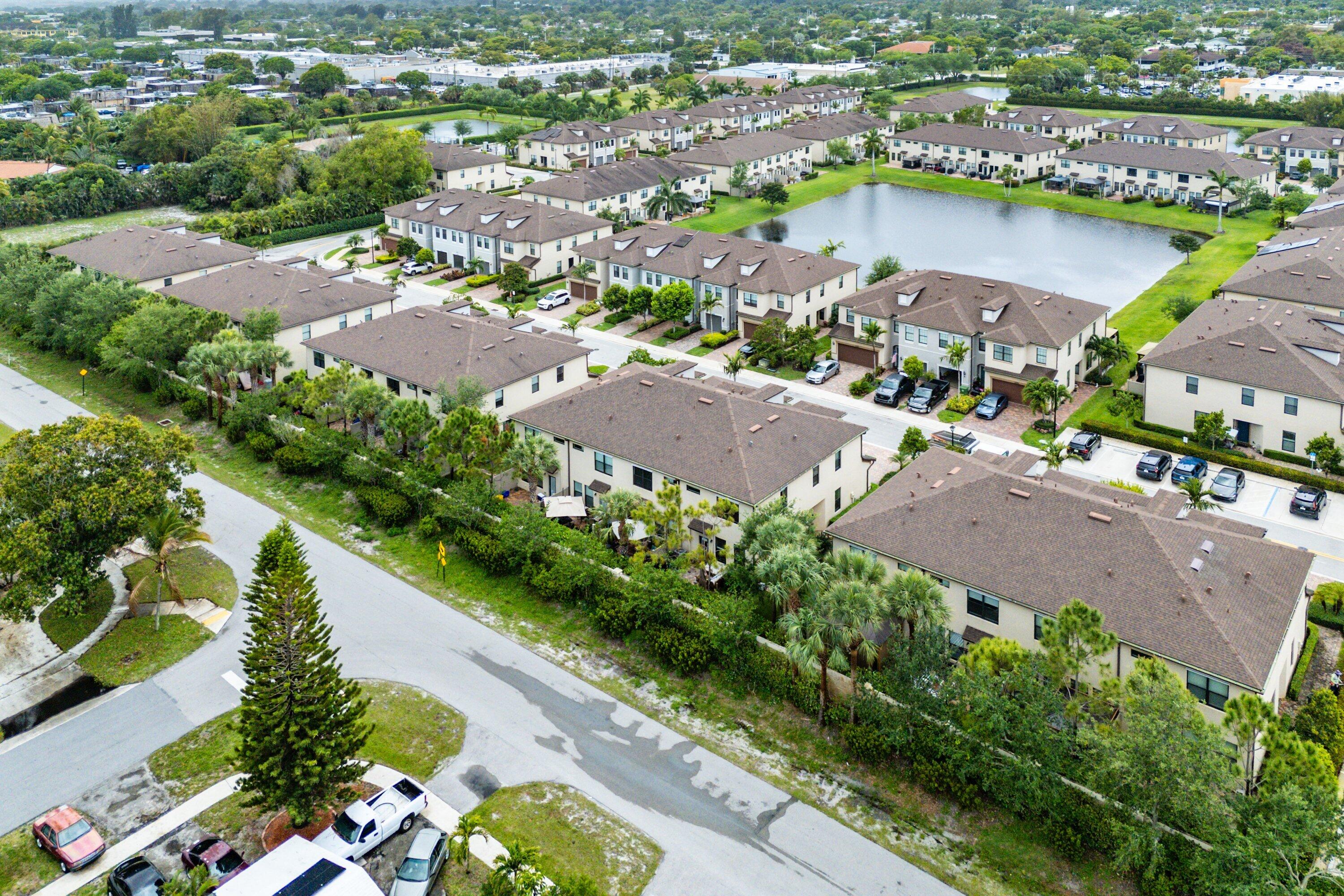 PRESTON SQUARE - Residential