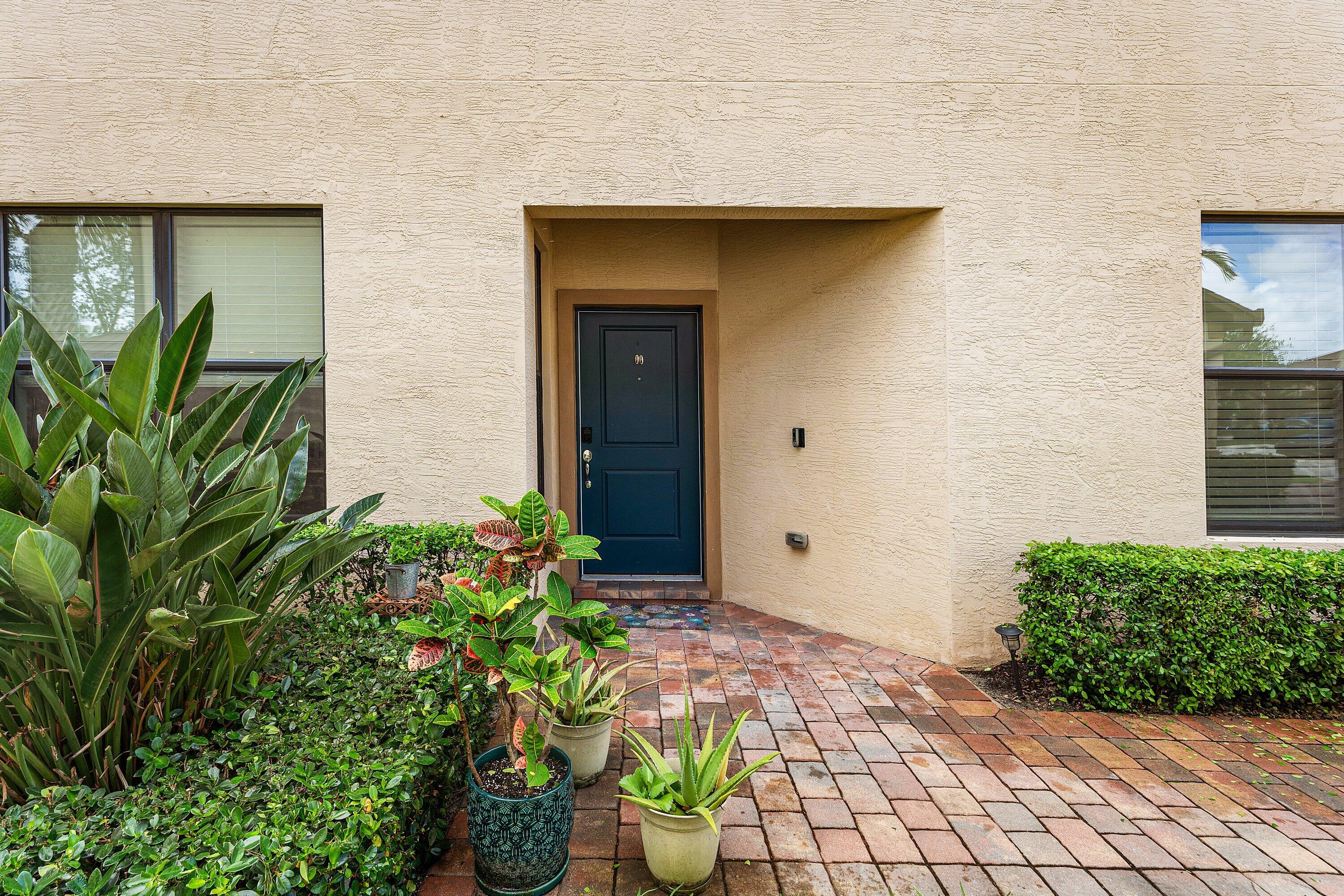 PRESTON SQUARE - Residential