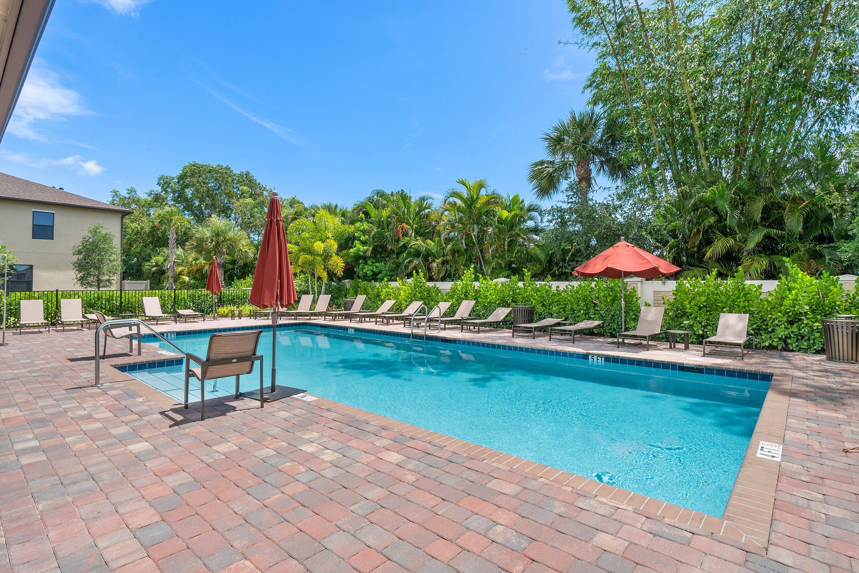 PRESTON SQUARE - Residential