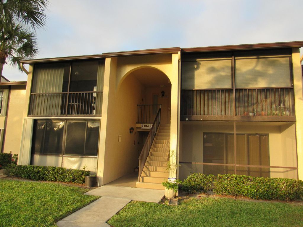 Photo of 814 Sky Pine Way #D1, Greenacres, FL 33415 (MLS # R11038226)