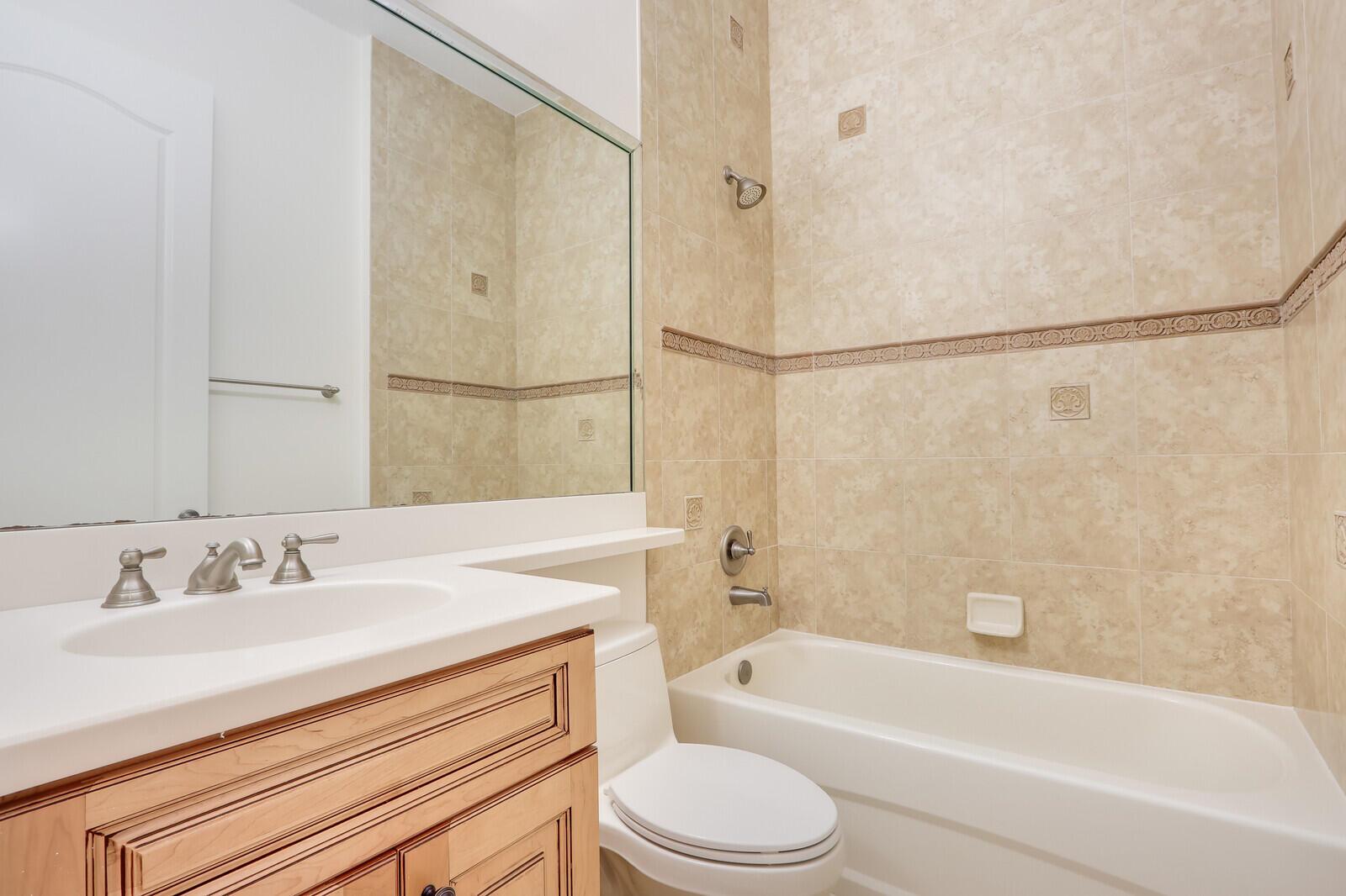 CIELO TOWNHOMES AT SHOPS - Residential Lease