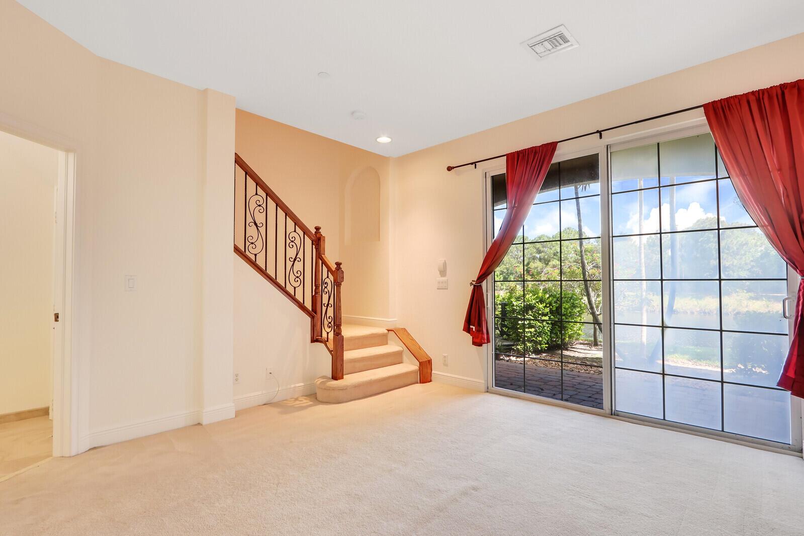 CIELO TOWNHOMES AT SHOPS - Residential Lease