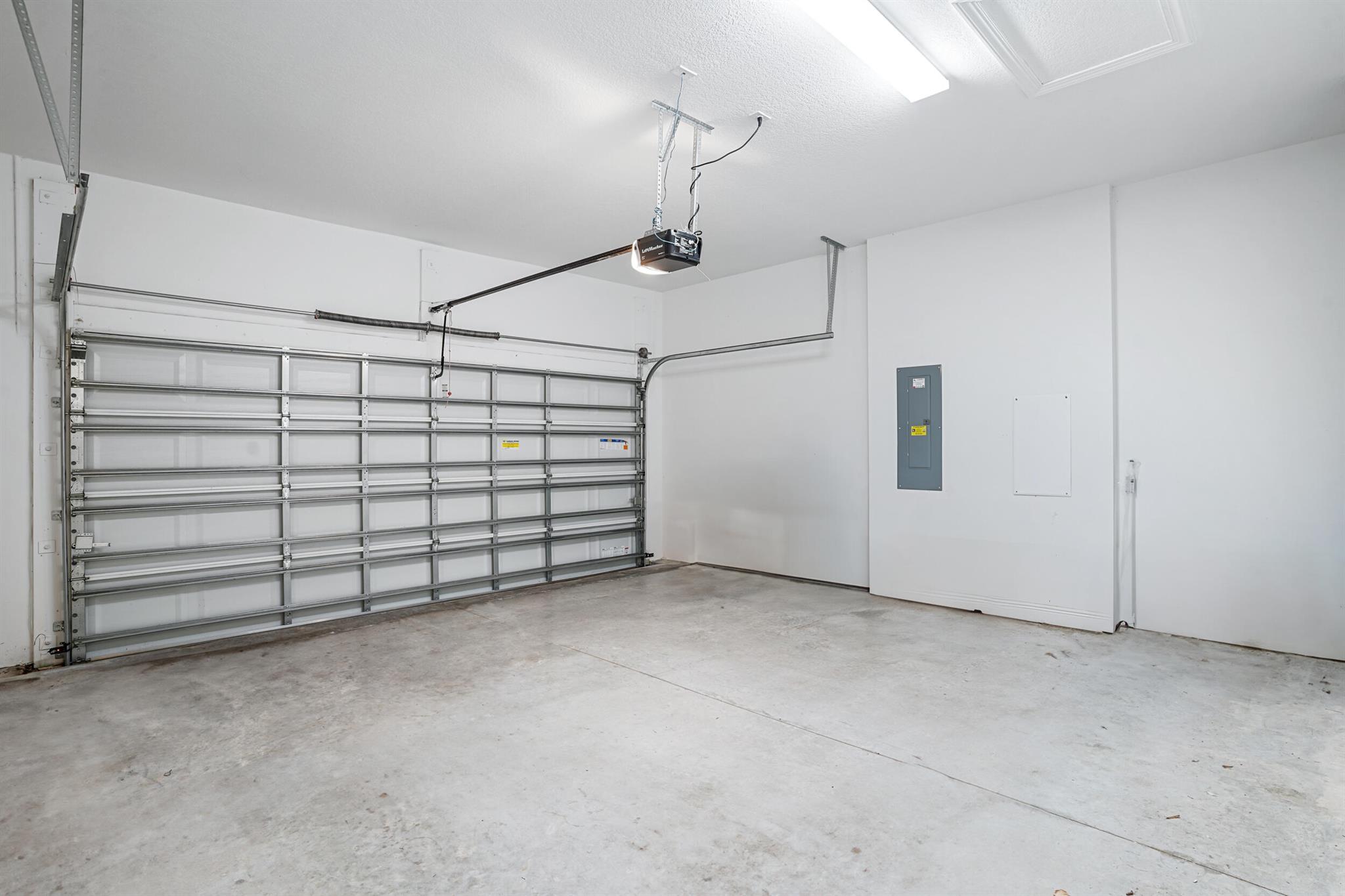 VERANO PUD NO 1 PLAT NO 13 - Residential Lease