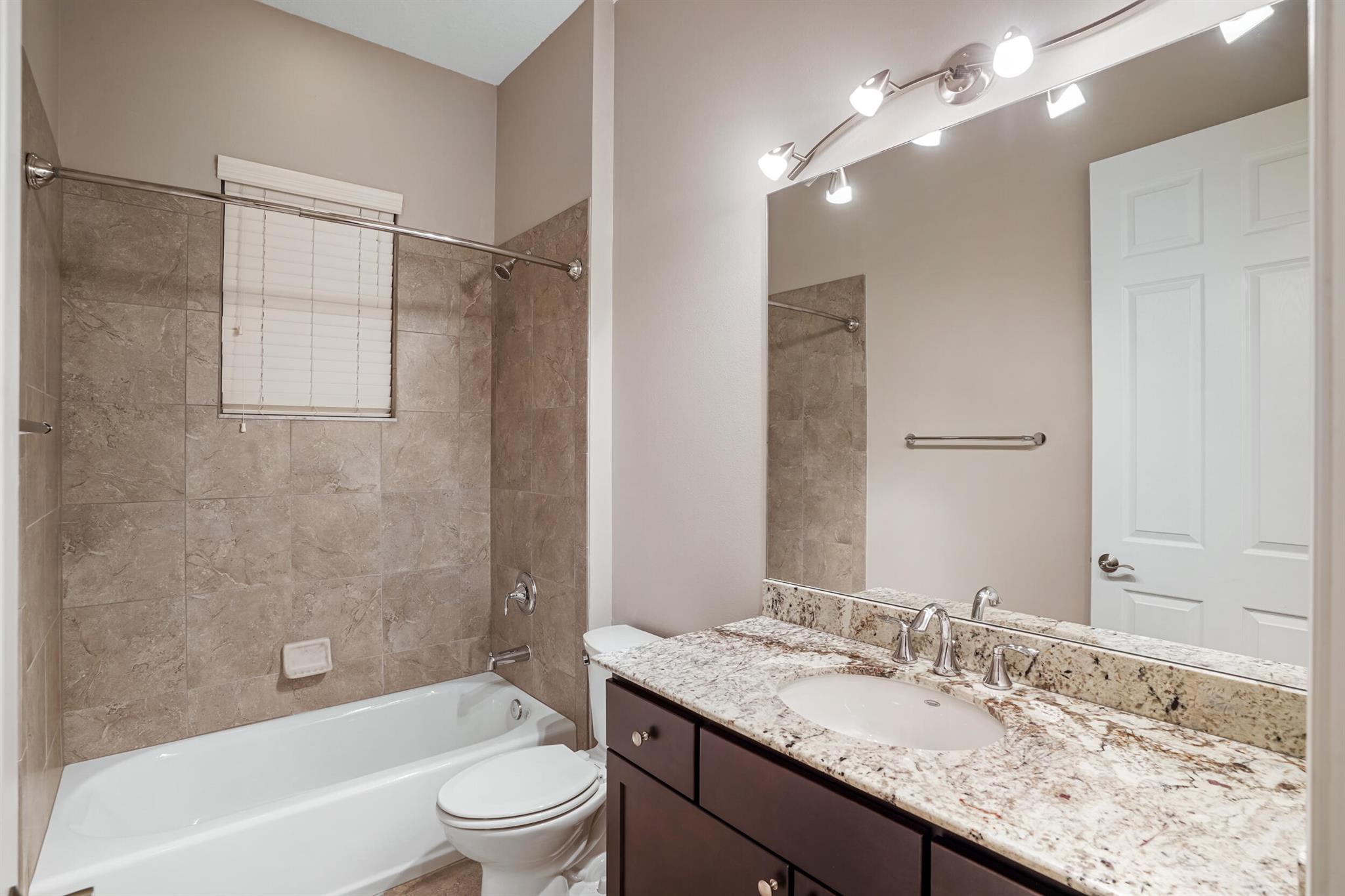 VERANO PUD NO 1 PLAT NO 13 - Residential Lease