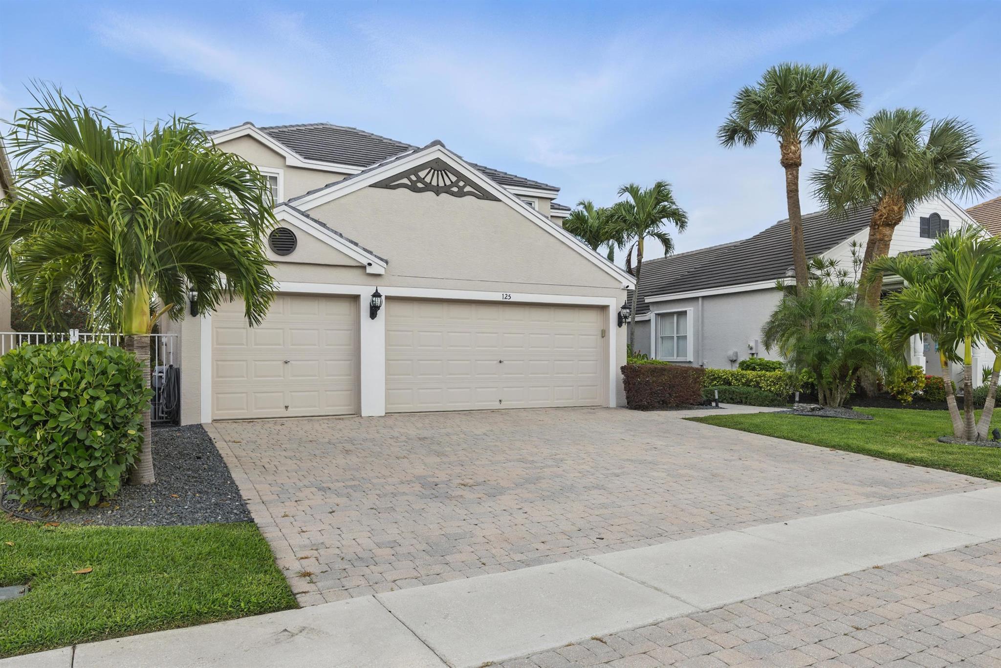 125 Kensington Way